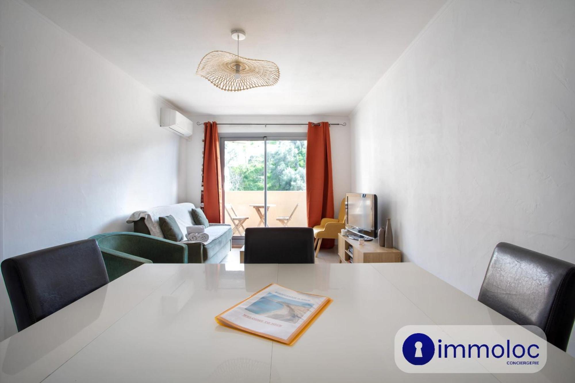 Appartement T2 With Terrace Sea View Nice